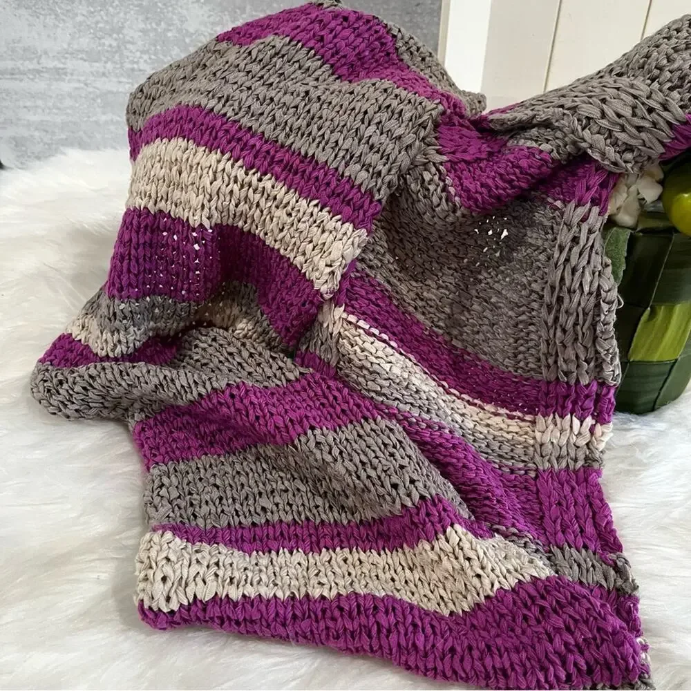 Ann Taylor vibrant taylor